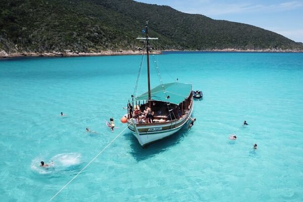 Passeio de Barco Don Juan em Arraial do Cabo